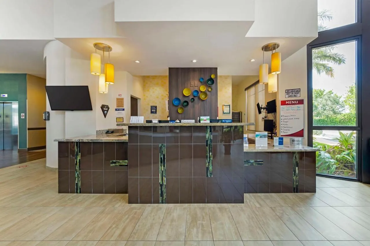 Western Miami Executive Airport And 3*