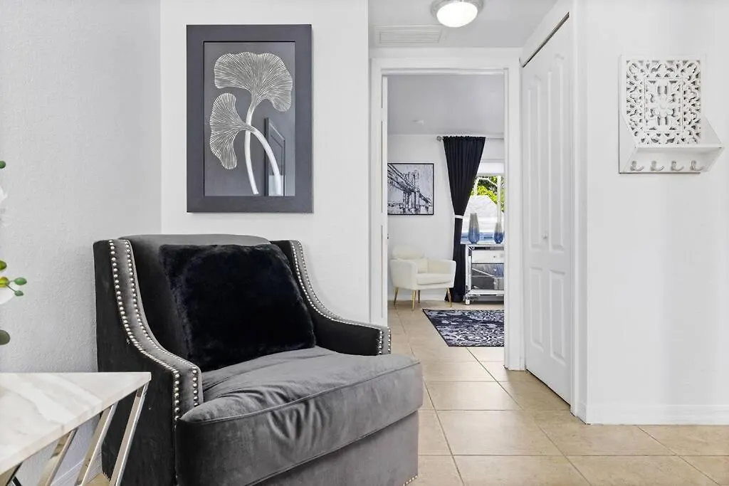 Beautiful In The Heart Of Apt 8 *