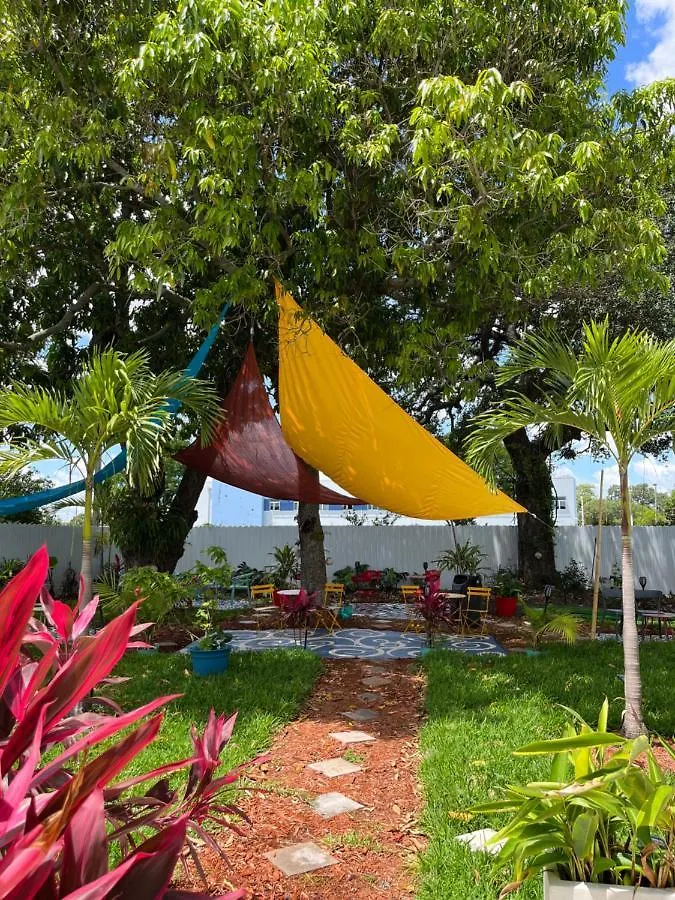 Apartamento Stunning Little Havana Close To Airport, Calle Ocho, Brickell, Wynwood And The Beaches - Free Parking *