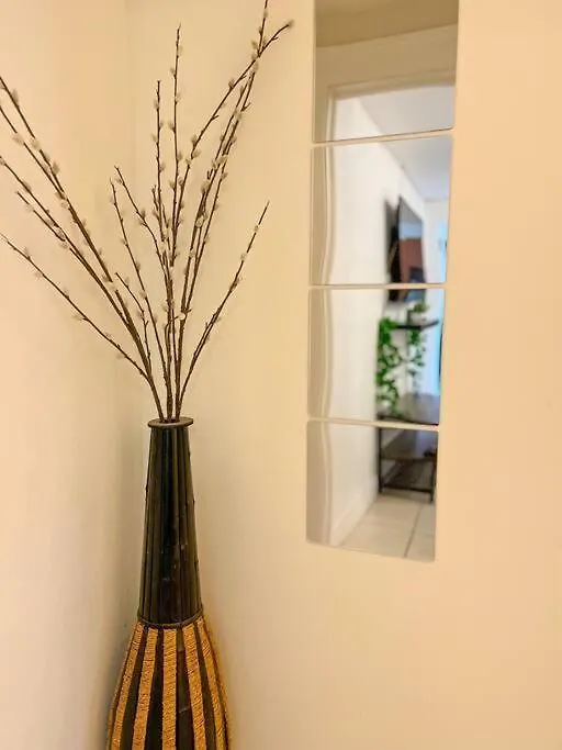 Lägenhet Cozy 1-bedroom In Miami