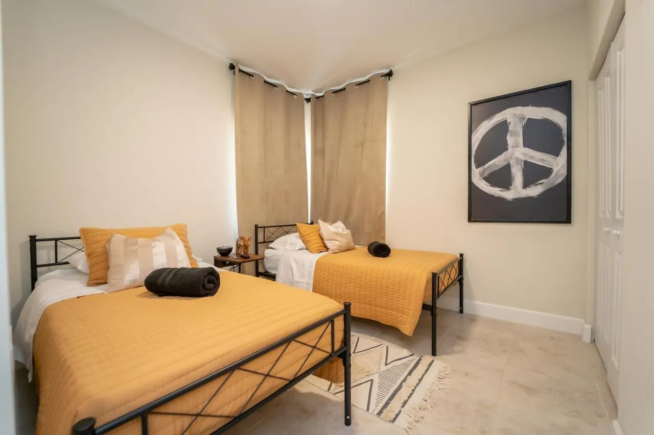 Luxury Vacation! Next To Wynwood & Design District Апартаменты