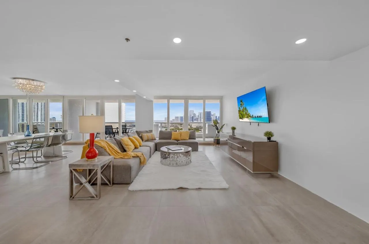 Apartment Sun Splash High Floor