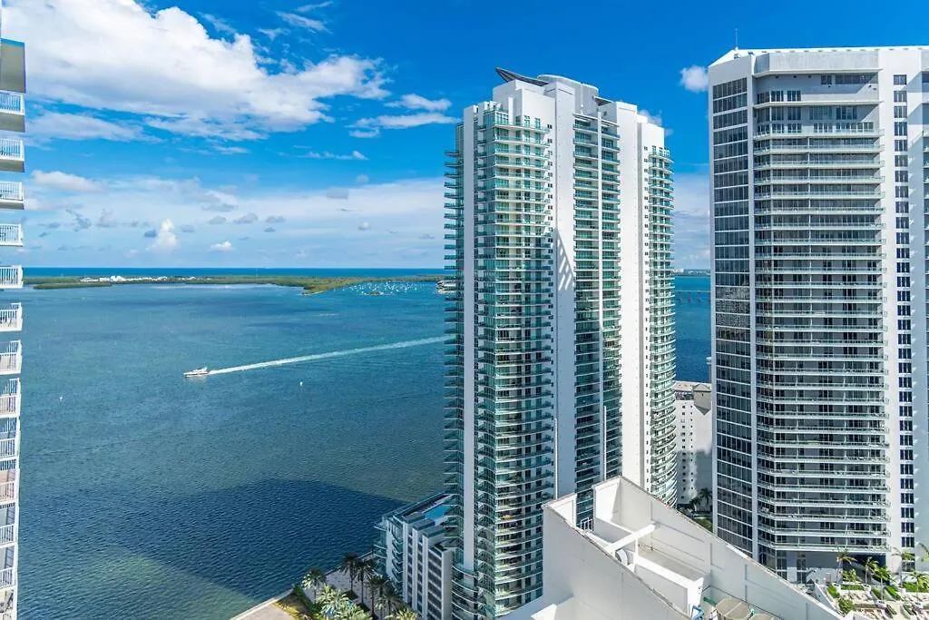 Stylish 2bed 2bath Over Brickell Skyline With Free Parking Appartement *