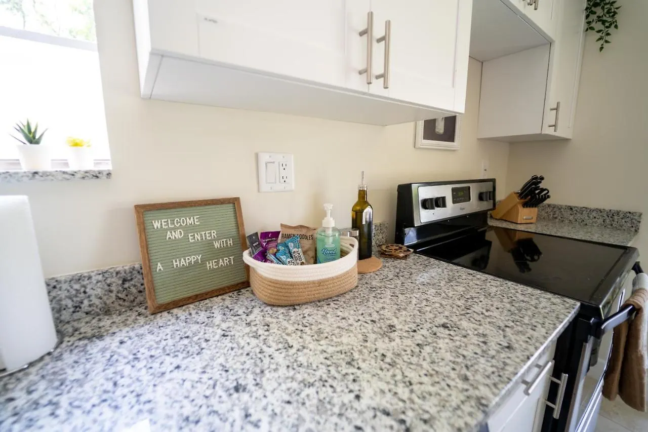 Luxury Vacation! Next To Wynwood & Design District Апартаменты
