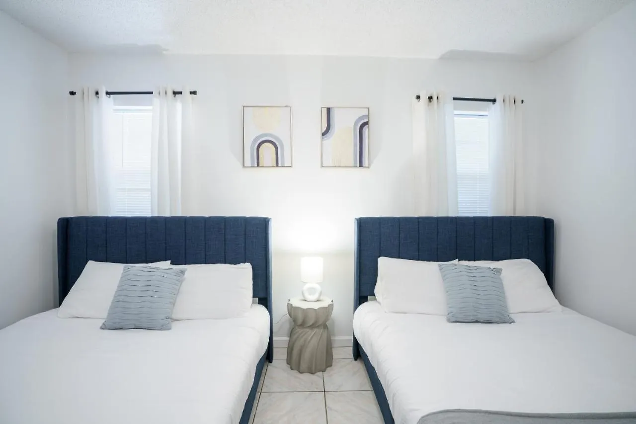 Modern 3-bedroom In The Heart Of Wynwood Art District 迈阿密