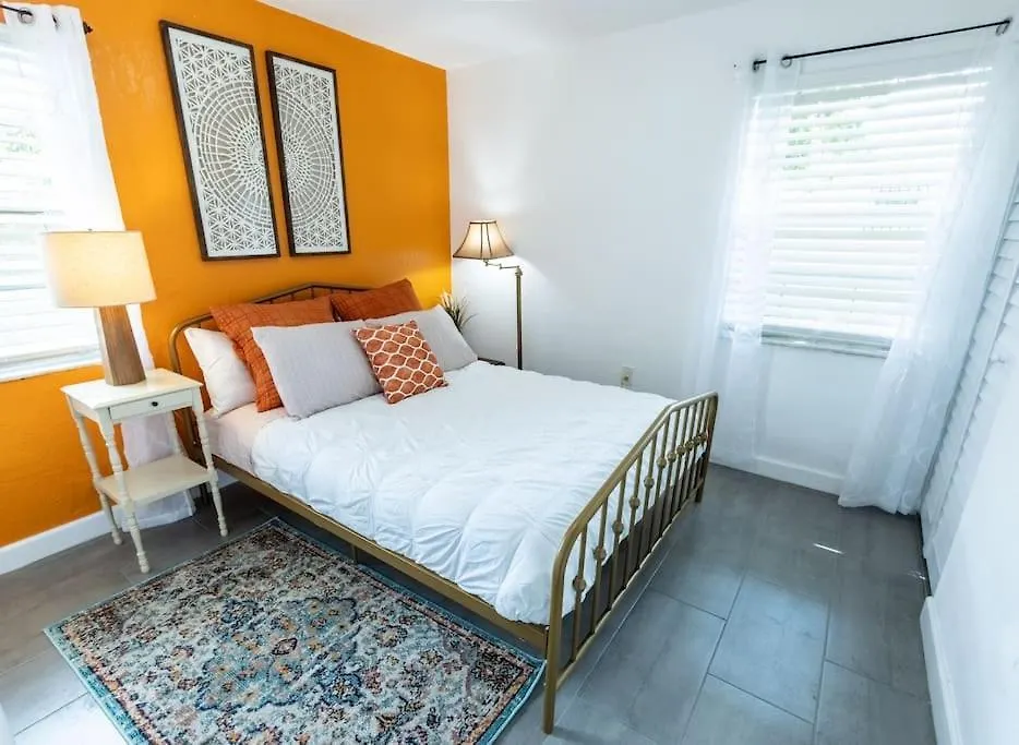 Сasa de vacaciones Close To Port Cruise, Steps To Wynwood. Up To 8 Pp