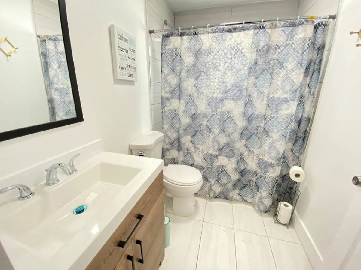 Semesterbostad Heart Of Sleeps 10 Near Little Havana Beaches *