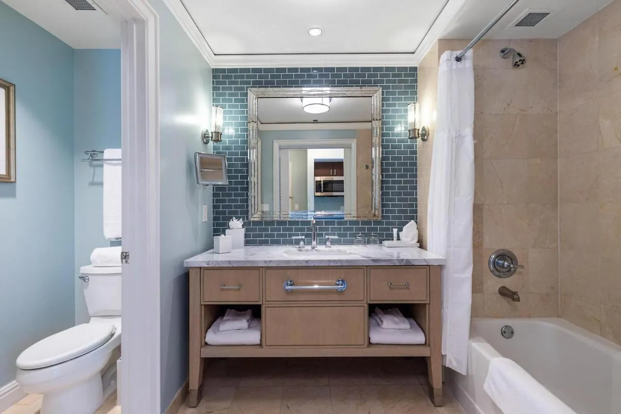 Casa vacanze Lovely Deluxe Unit Located At Ritz Carlton - Key Biscayne! *
