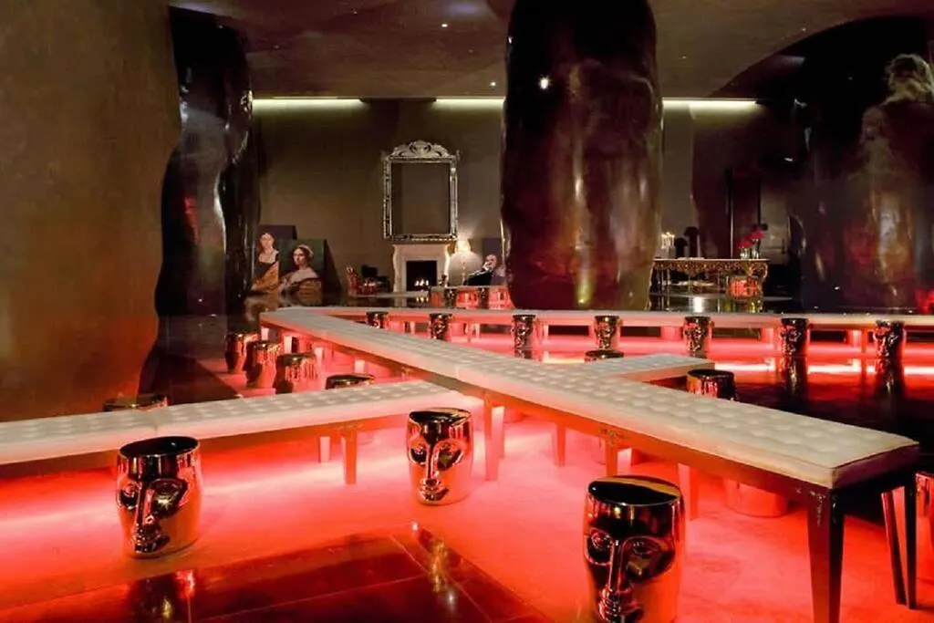 High Floor Unit At Icon W *