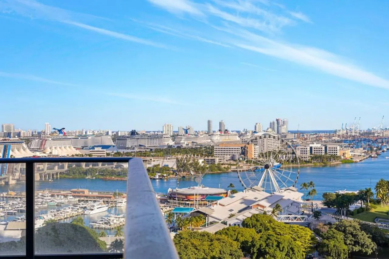 Corner W/ Unrivaled Views Apartamento Miami