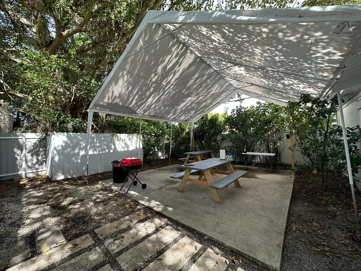 Hostel Oqp Vacations Design District Miami
