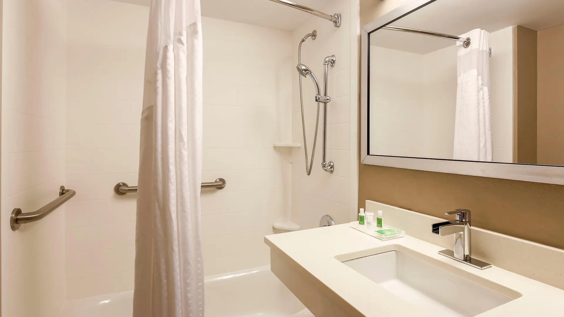 Hotel Miami-doral Area By Ihg Doral