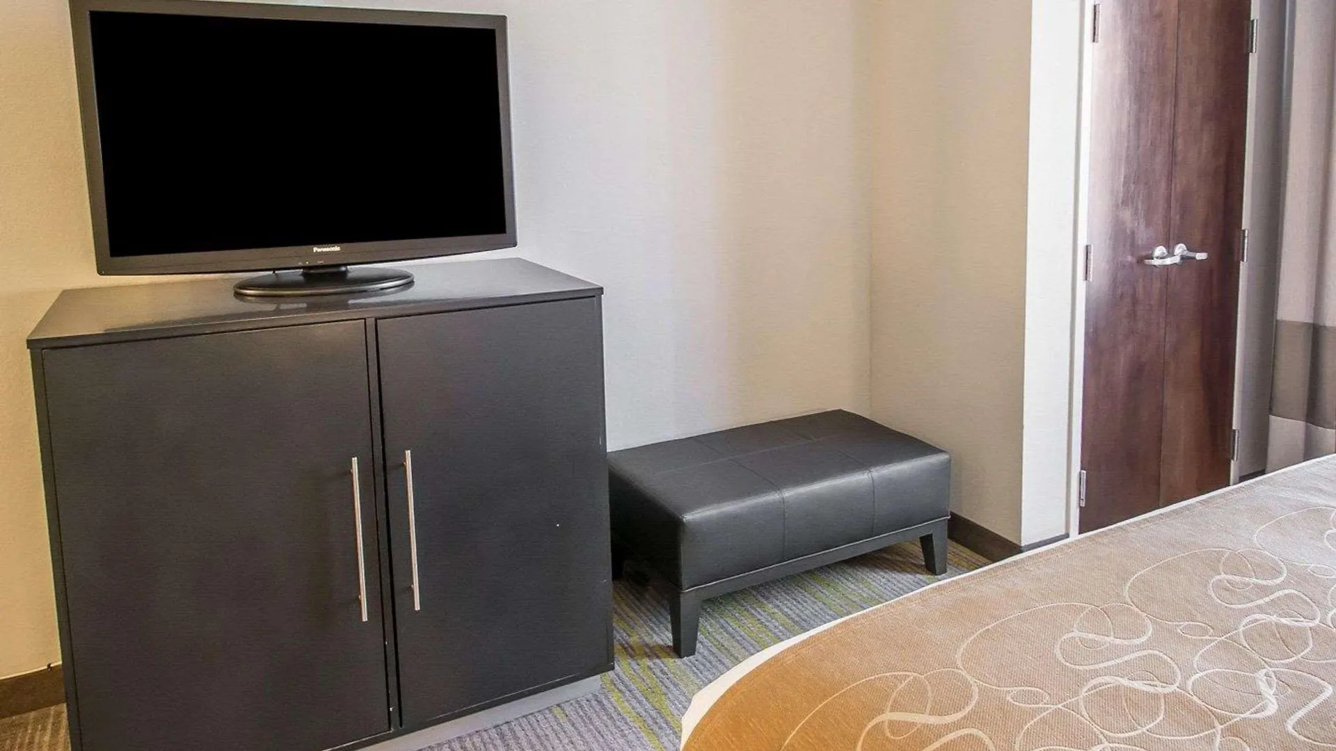 Comfort Miami Airport North Hotel 3*