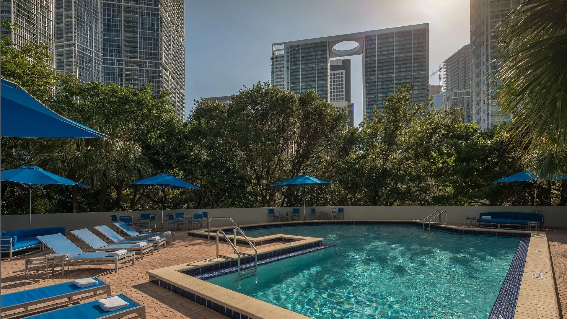 Hyatt Regency 3*