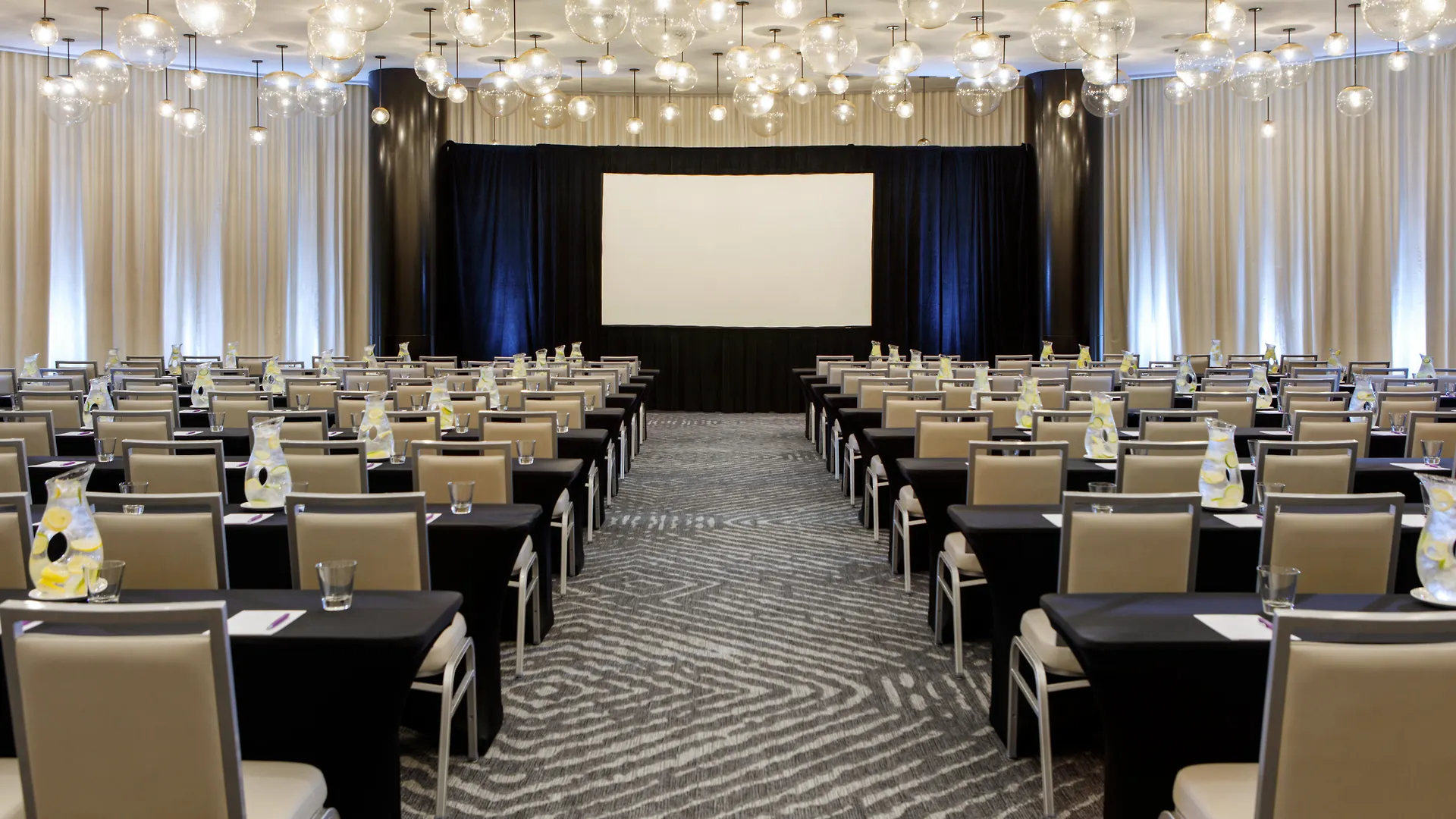 Kimpton Epic By Ihg 5*