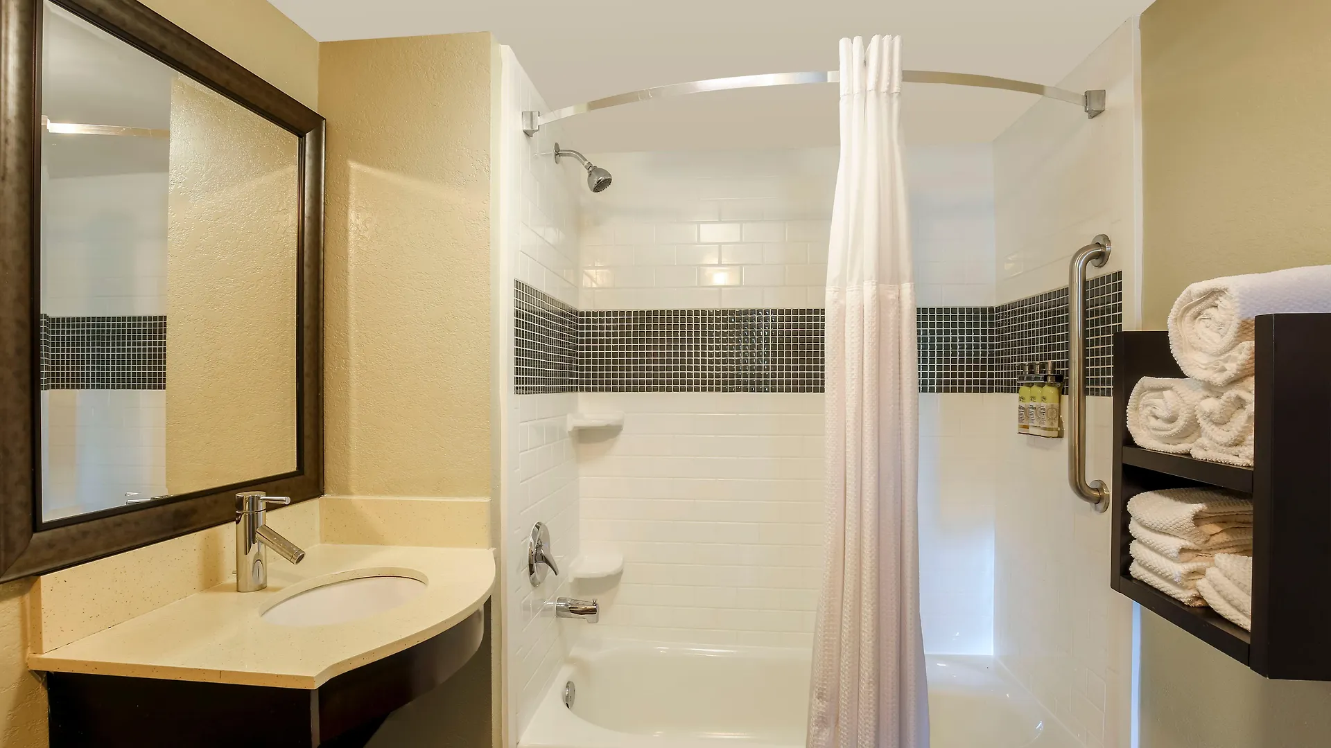 Staybridge Miami Area By Ihg Hotel Doral