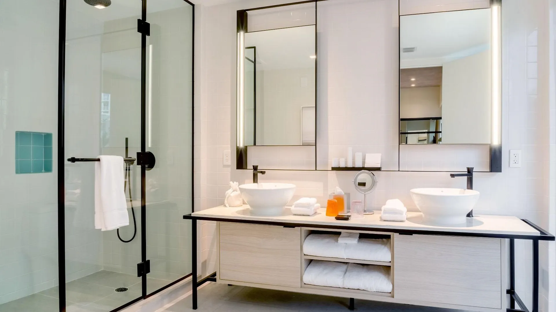 Hyde Midtown 4*