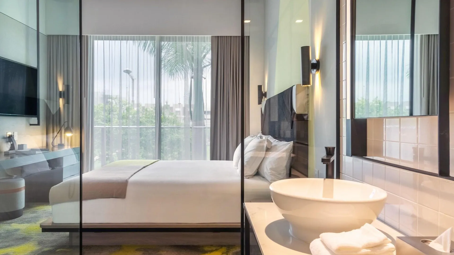Hyde Midtown 4*