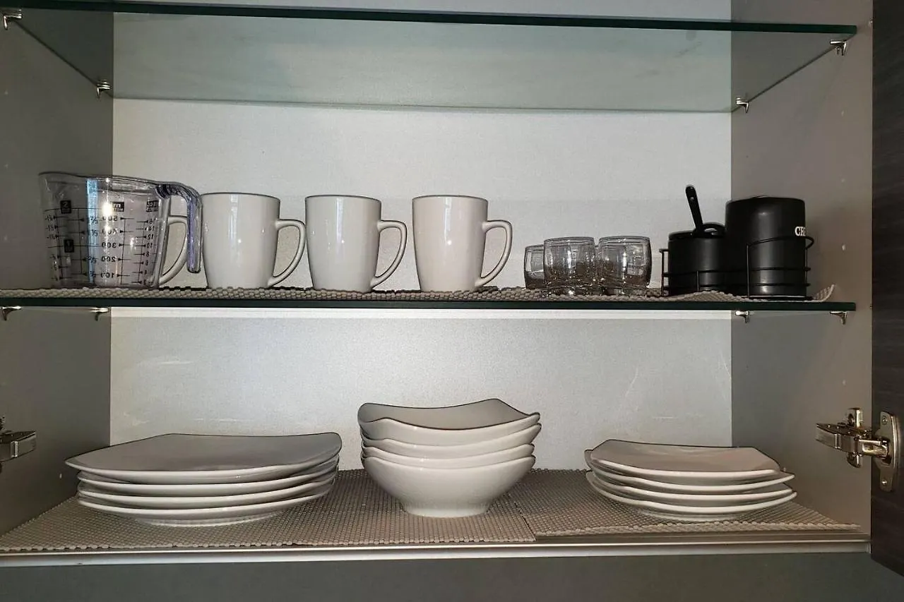 Amazing Located In Upscale-prime Location. Walking Distance To Restaurant マイアミ
