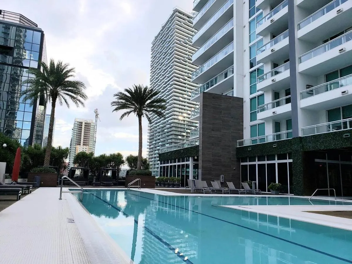 アパート Amazing Located In Upscale-prime Location. Walking Distance To Restaurant