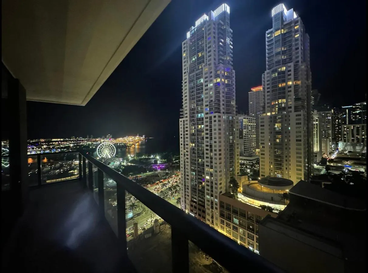 Apartmán Beautiful Downtown Ocean View. *