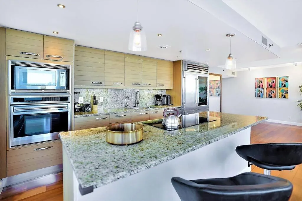 Appartement Wait N' Sea! Direct Water Views, Steps From Pool!