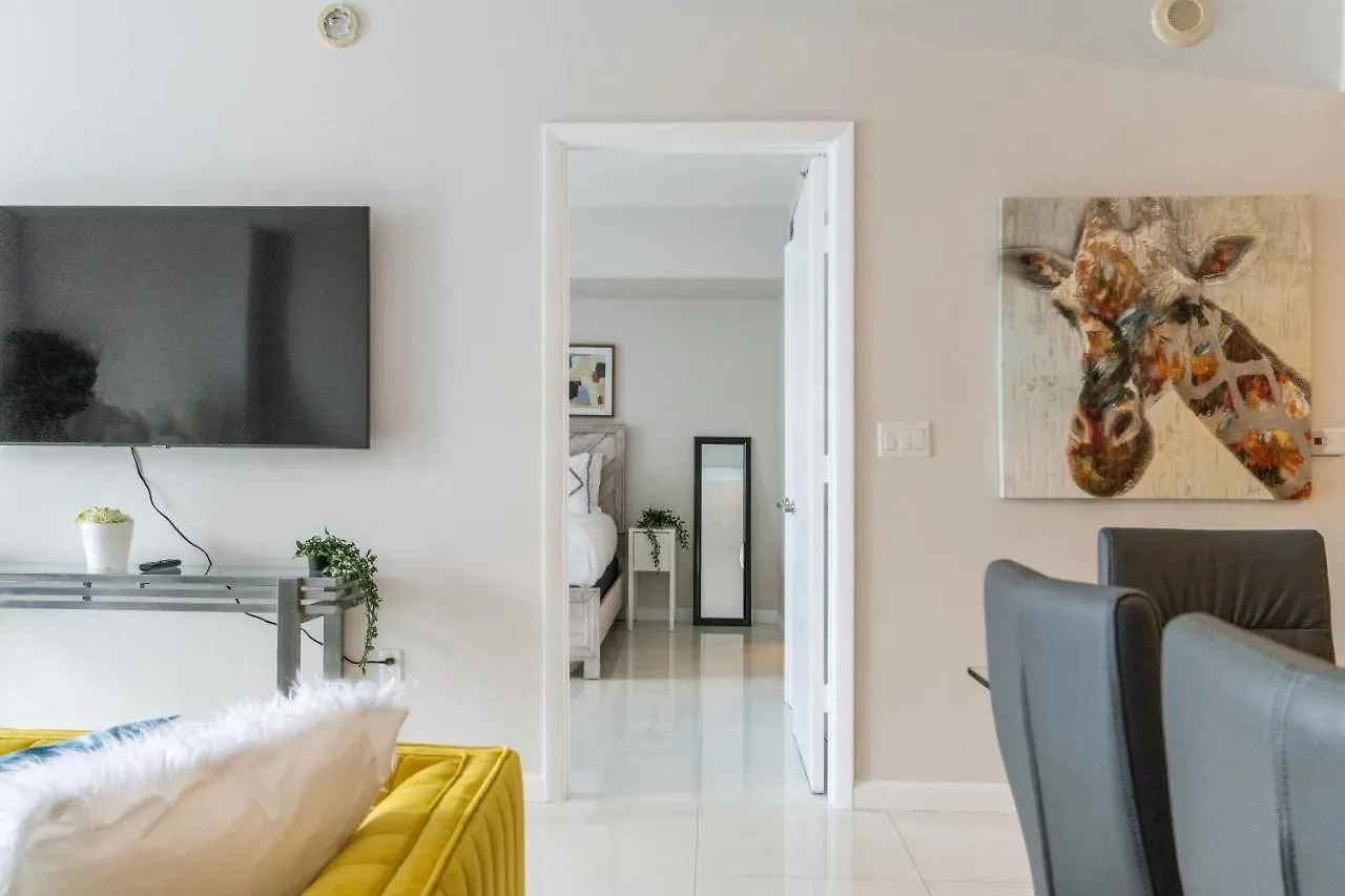 Limited Time 1br 1bath Located At Icon Brickell Appartement Miami