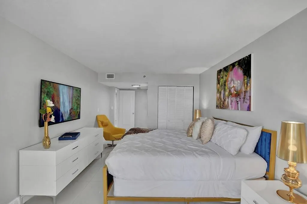 Apartament Paradise Found! Skyline And Water Views! Miami