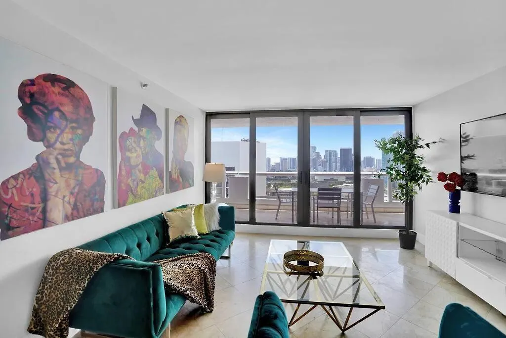 Euphoria - Skyline & Water Views Appartamento