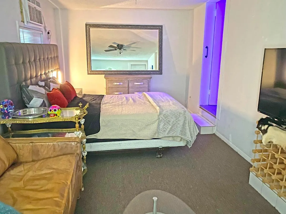 Διαμέρισμα Coconut Grove 2 Bedroom Home!