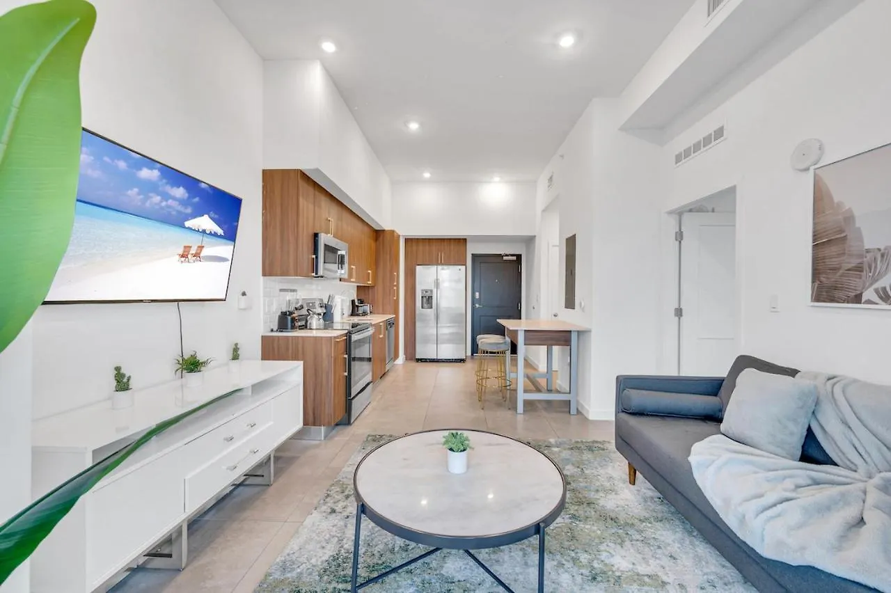 Modern Unit In Downtown With Free Parking 迈阿密