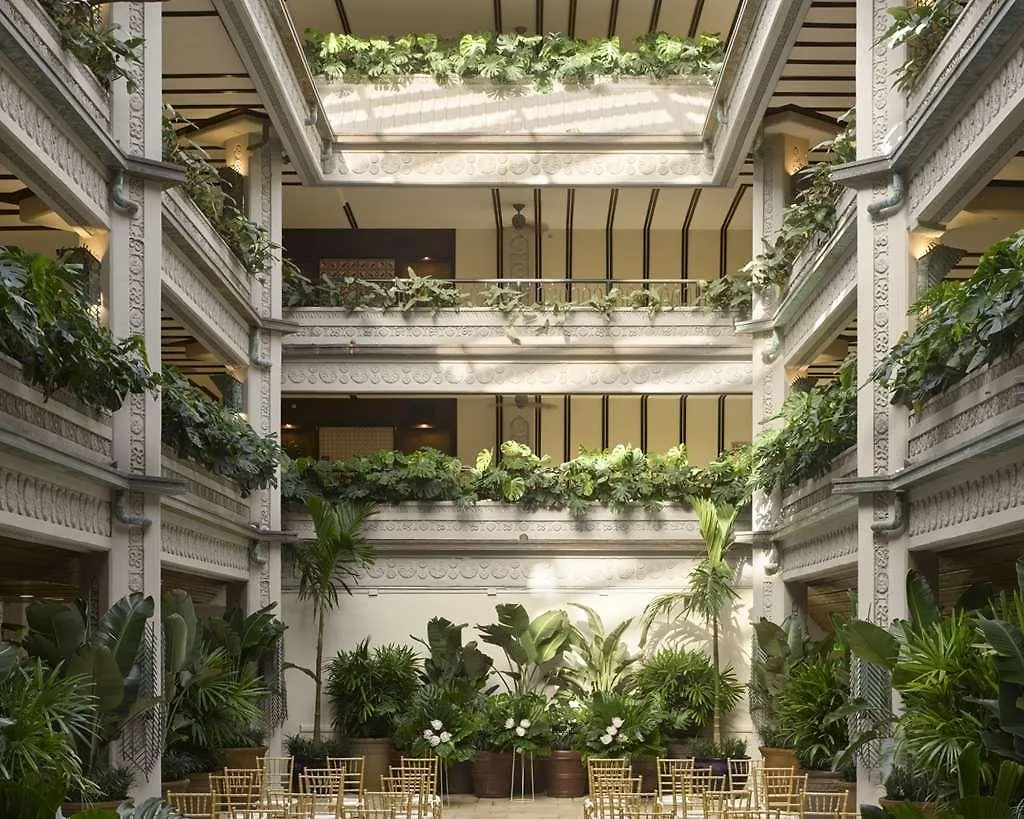 Mayfair House & Garden 5* Miami