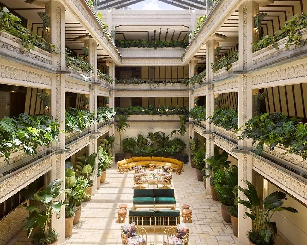 Mayfair House & Garden Miami