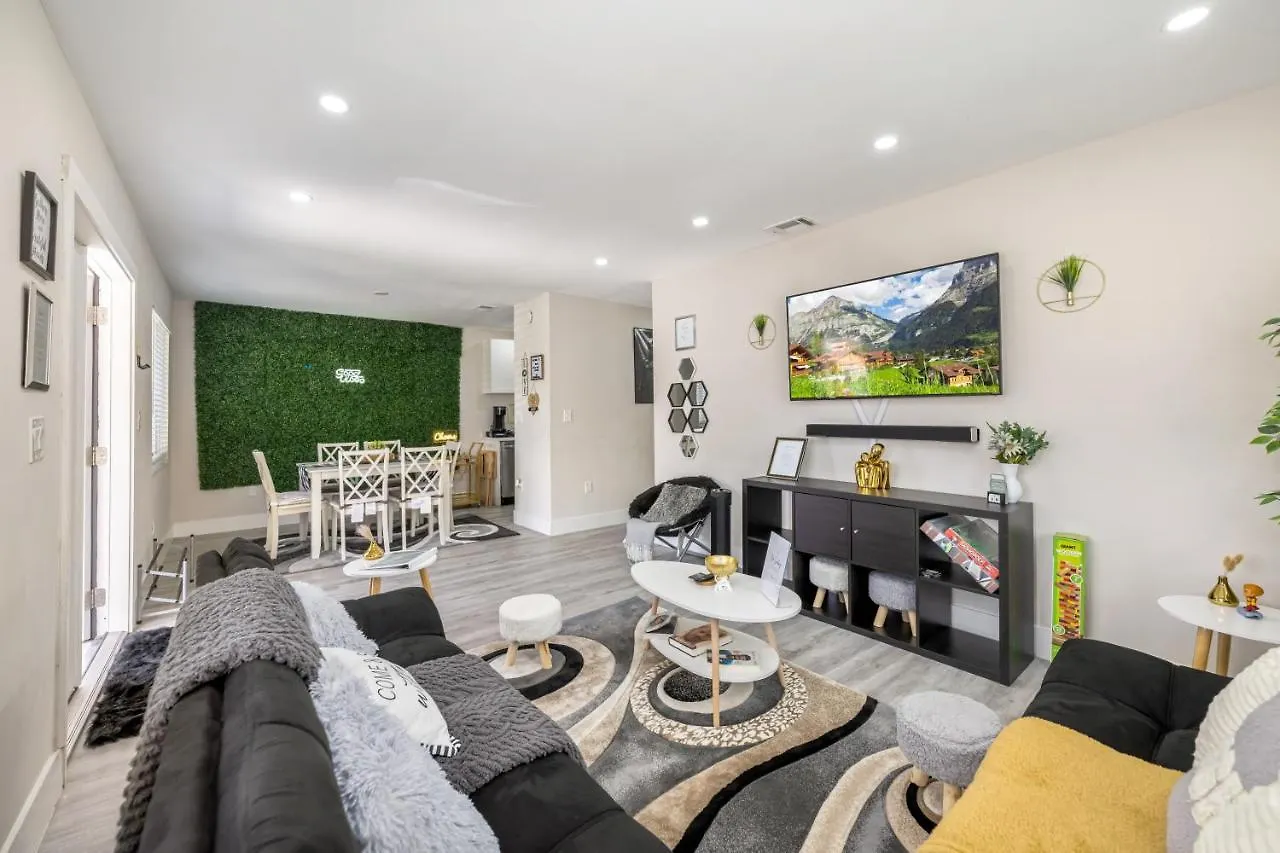 Apartment Serene Haven Stylish Retreat *