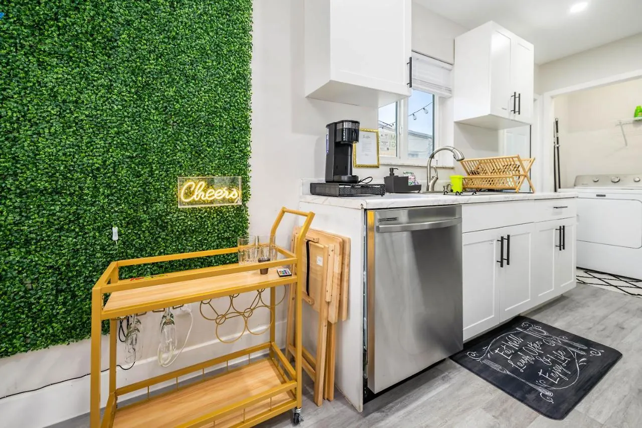 Apartment Serene Haven Stylish Retreat