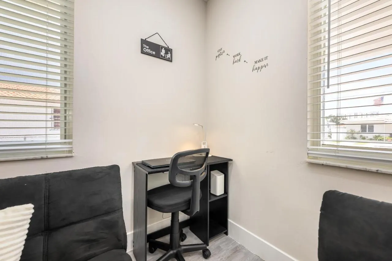 Apartment Serene Haven Stylish Retreat *