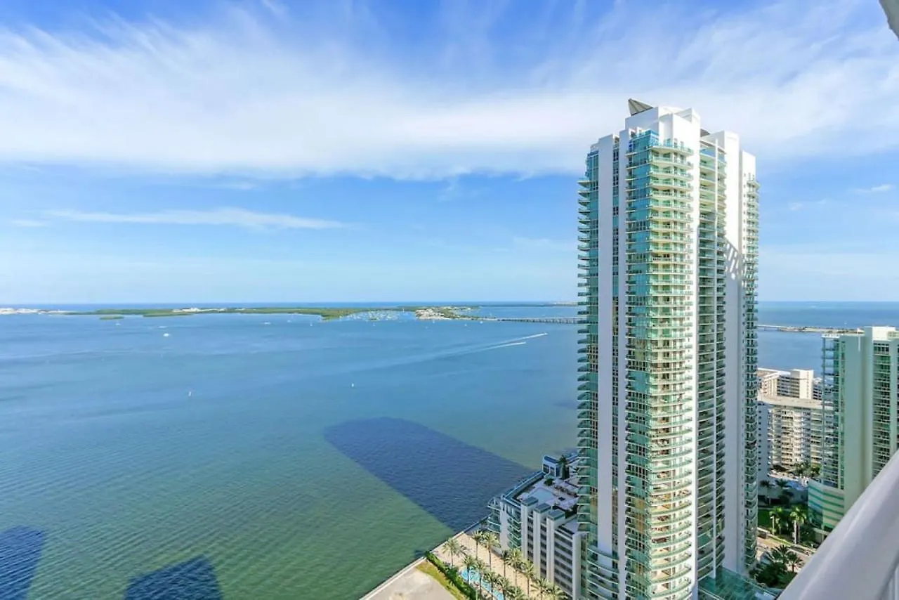Nyaraló Brickell Bay View Oasis With Pool Hot Tub And Gym Miami