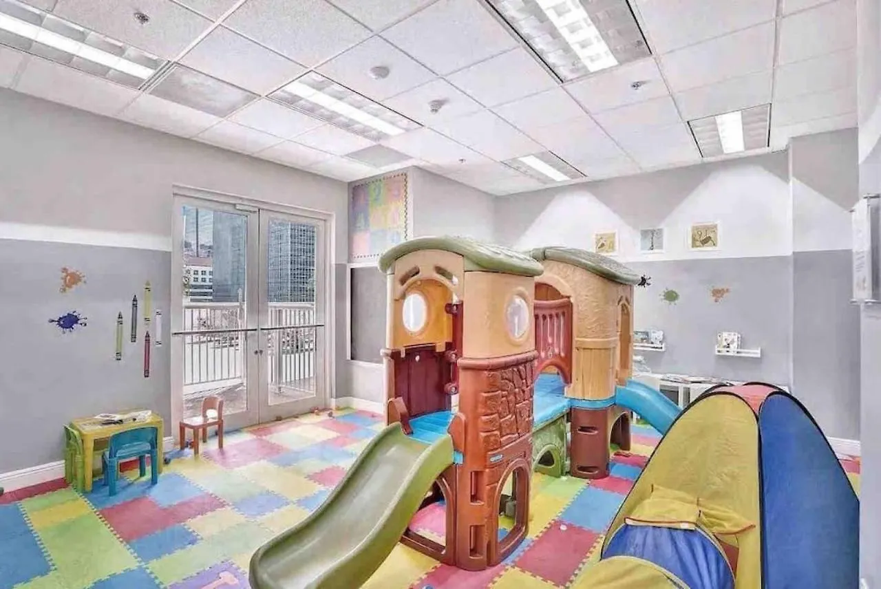 Luxury Sky With And Ocean Views * מיאמי