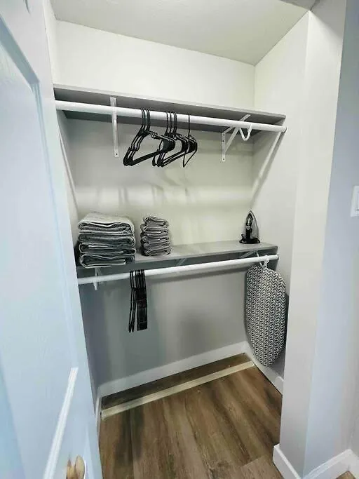 Coral Gables Near Airport And Beaches *