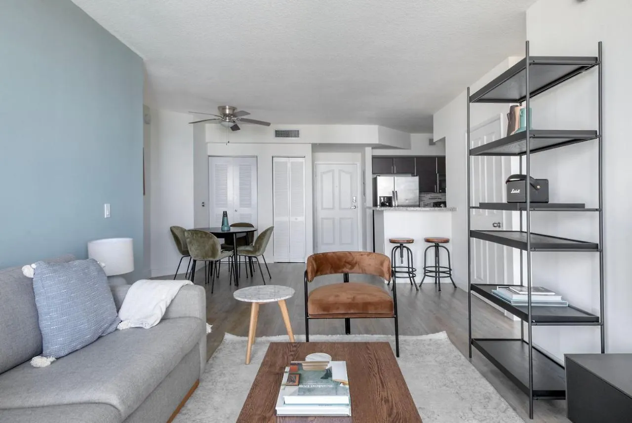 Coral Gables 2br W Gym Pool Wd Nr Shopping Mia-82 Miami