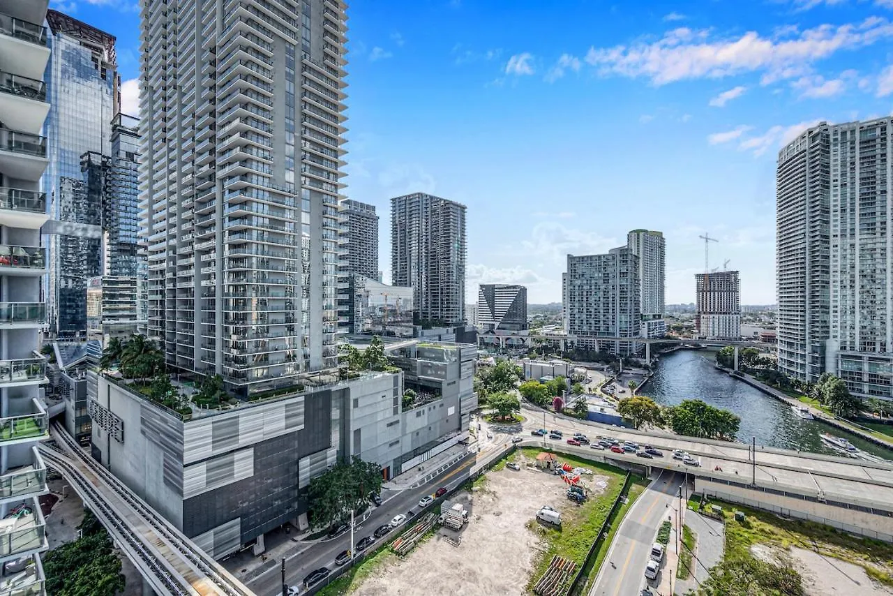 Iconic 2 Bedroom Loft Brickell-stunning Views Daire Miami