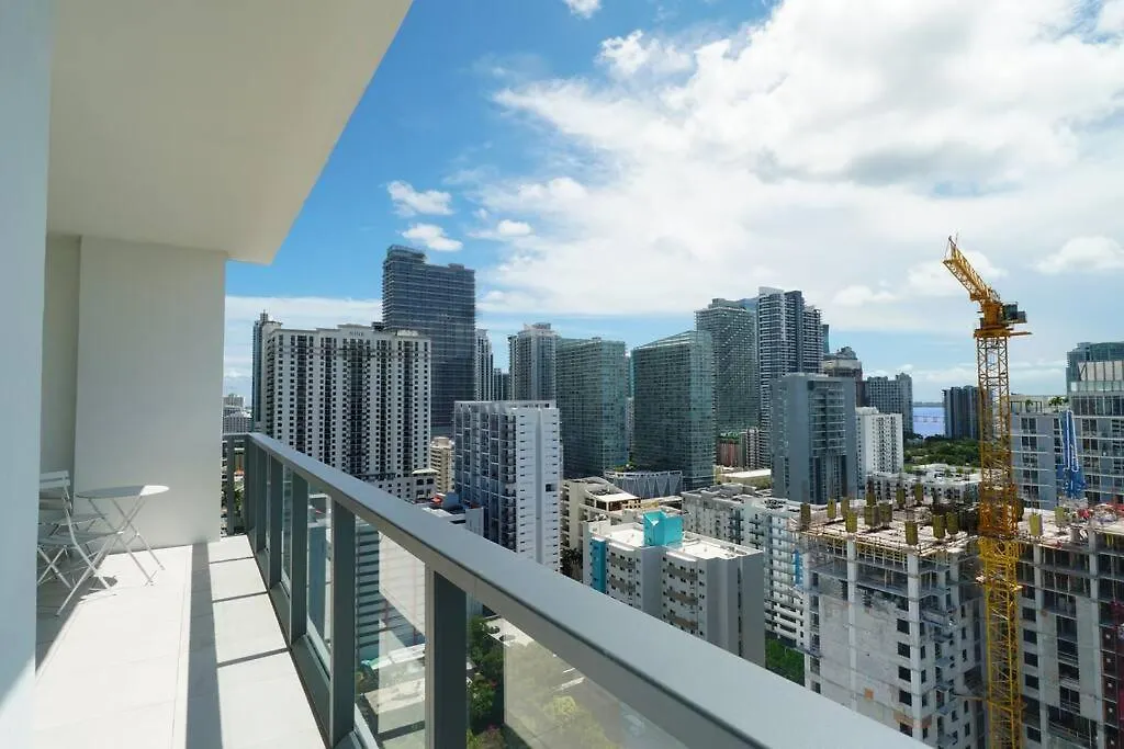 Daire Brand New In Brickell With Parking Miami