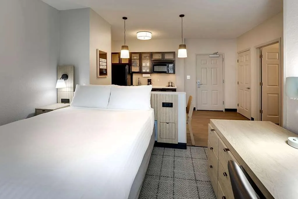 Sonesta Simply Miami Airport 2*