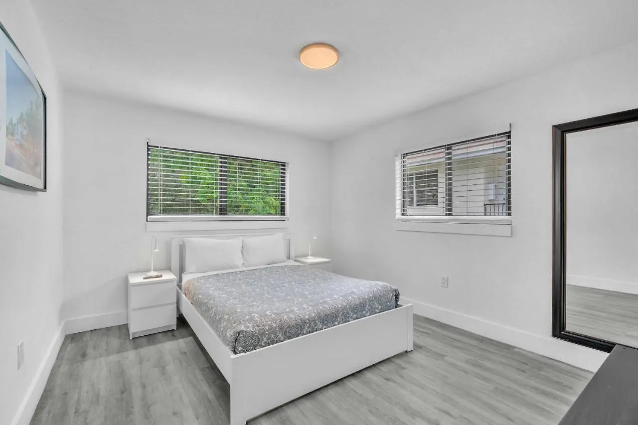 Apartman West Brickell - #3 - Renovated 2 1 & Parking Miami