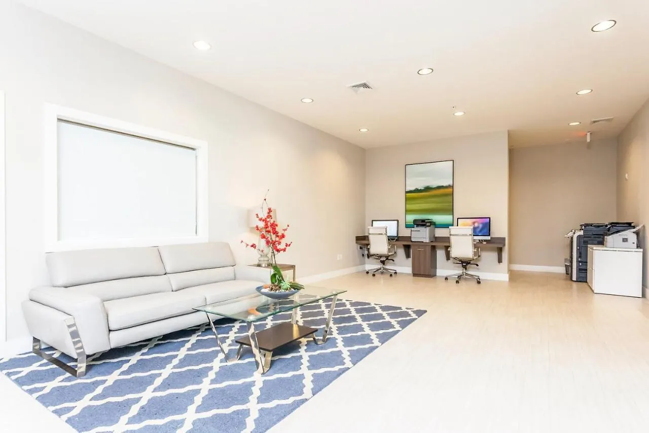 Coral Gables 2br W Wd Pool Gym Near Shops Mia-84 アパート *