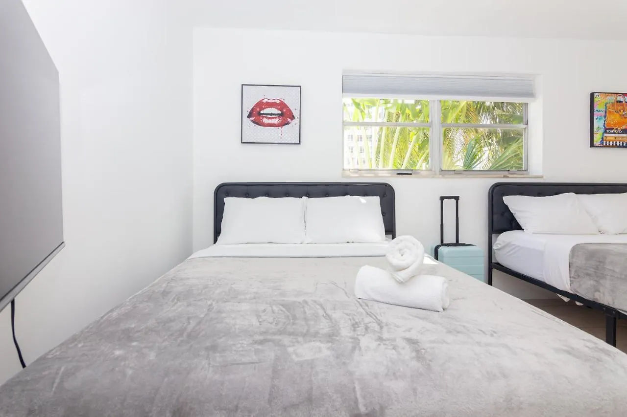 Apartment One Bedroom - With Parking & Balcony - Heart Of Wynwood