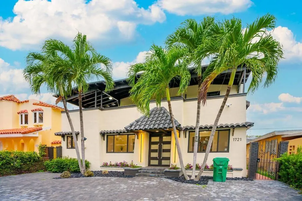 New & Calle Ocho With Arcade! Appartement Miami