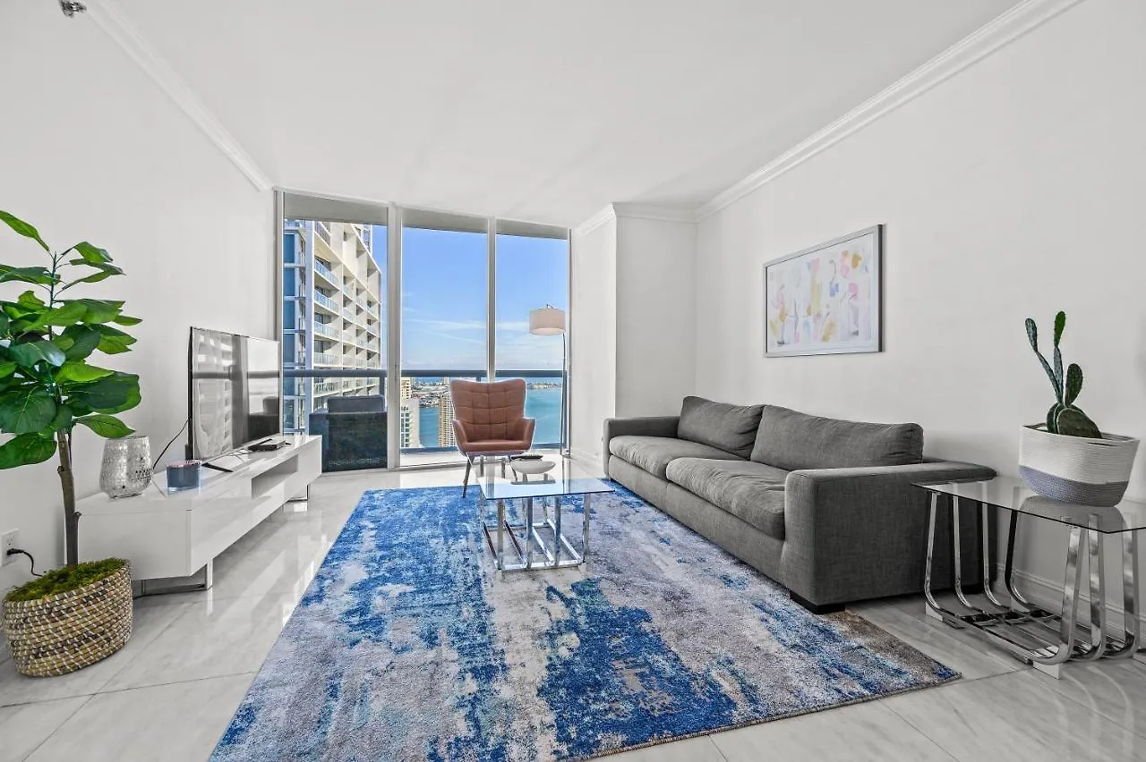Icon Brickell • High Floor • Bay & Pool View Free Daire Miami