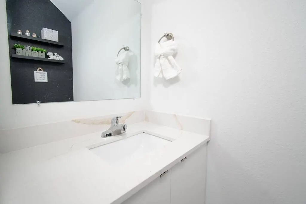 Villa Star Home-wynwood/airport/miami