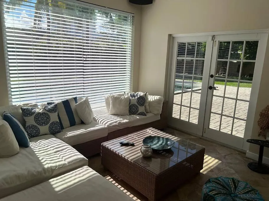 Holiday home Rustica 5 Bedroom 3 Bath With Pool Next To River 1800 *